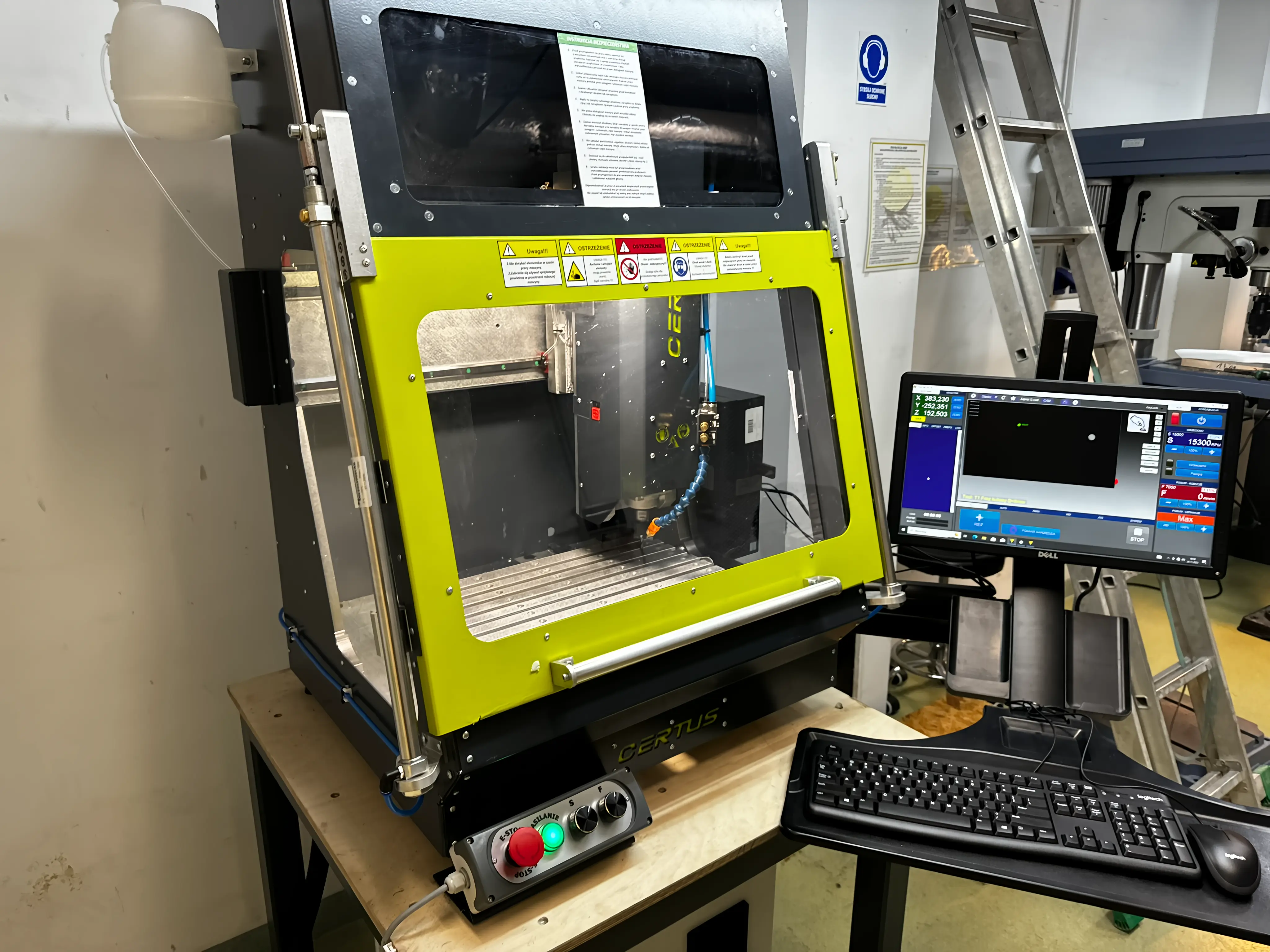 Grawerka CNC Certus w produkcji